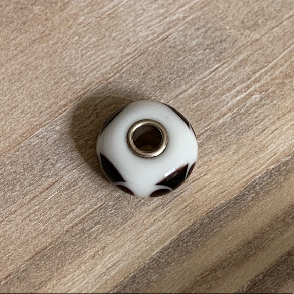 Trollbeads Authentic Freddie Glass Bead Retired - Picture 4 of 4